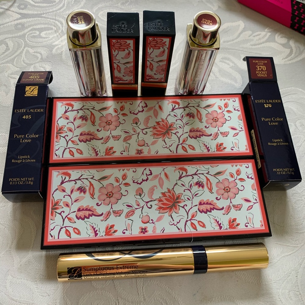 **** SOLD***New Estée Lauder Eye & Lip Bundle